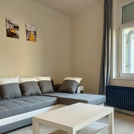 Gare 173a Bruxelles-charleroi-airport Apartmán
