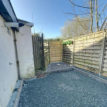 Gare 173a Bruxelles-charleroi-airport Apartamento *