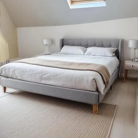 Gare 173a Bruxelles-charleroi-airport Apartamento Charleroi